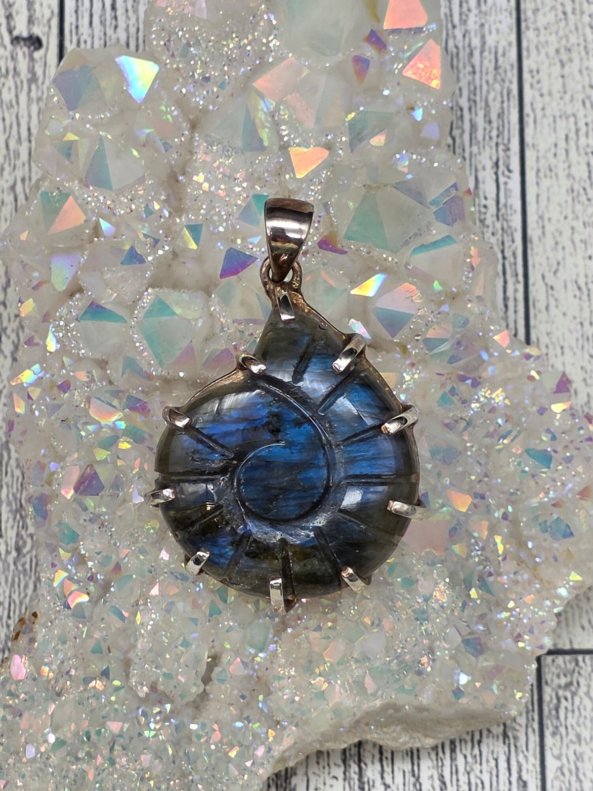 Labradorite Shell Pendant