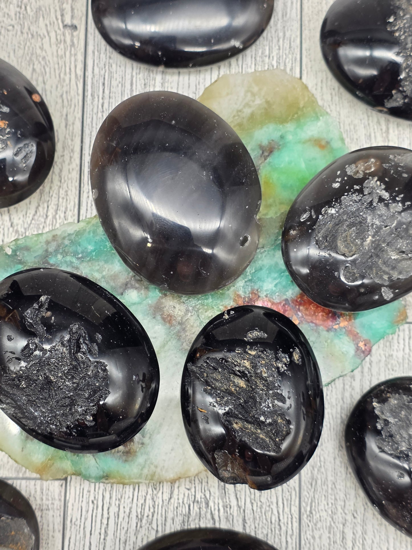 Tektite Palmstone