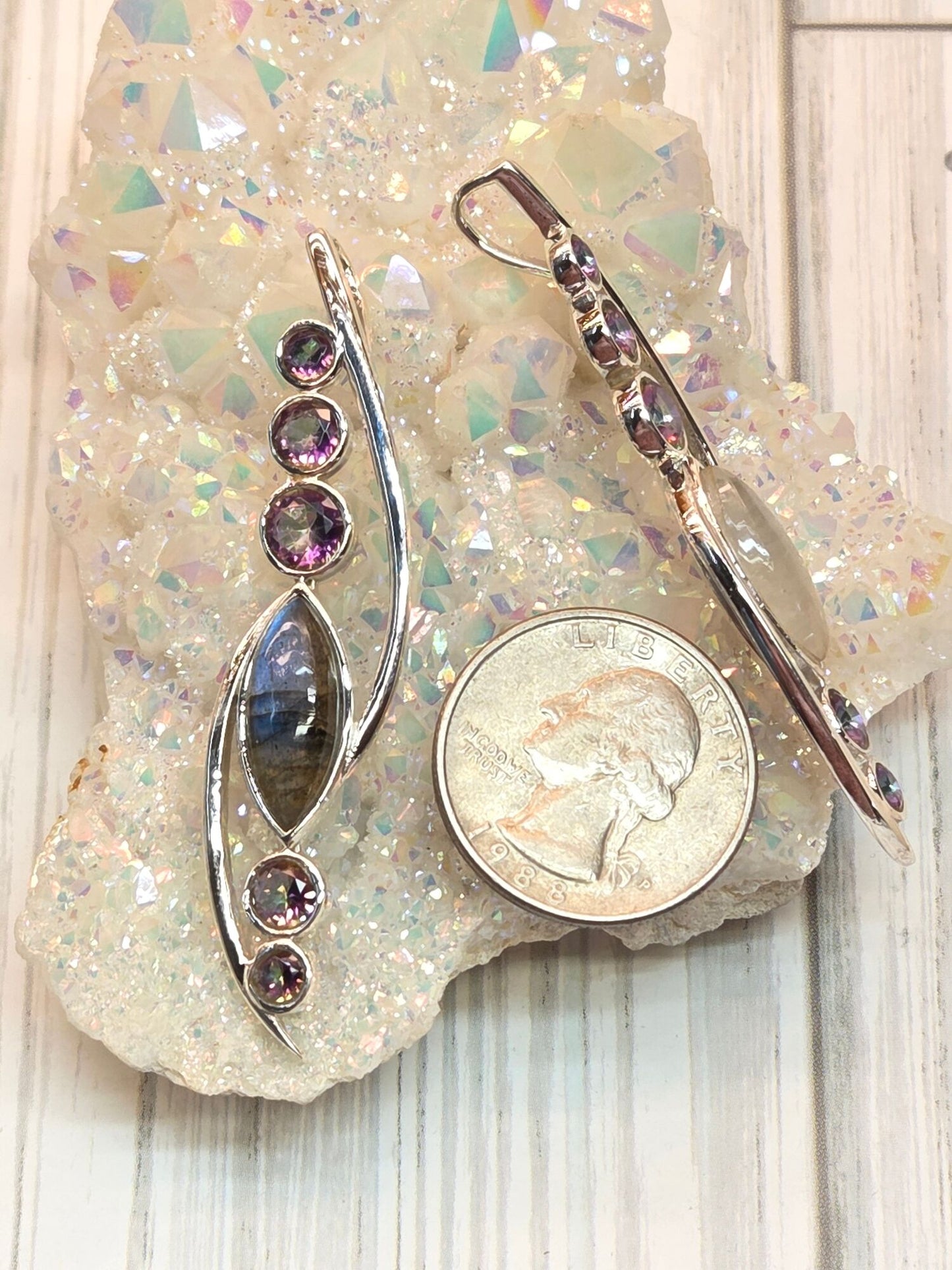 Elegant Marquis Sterling Sliver Pendant - detail shot