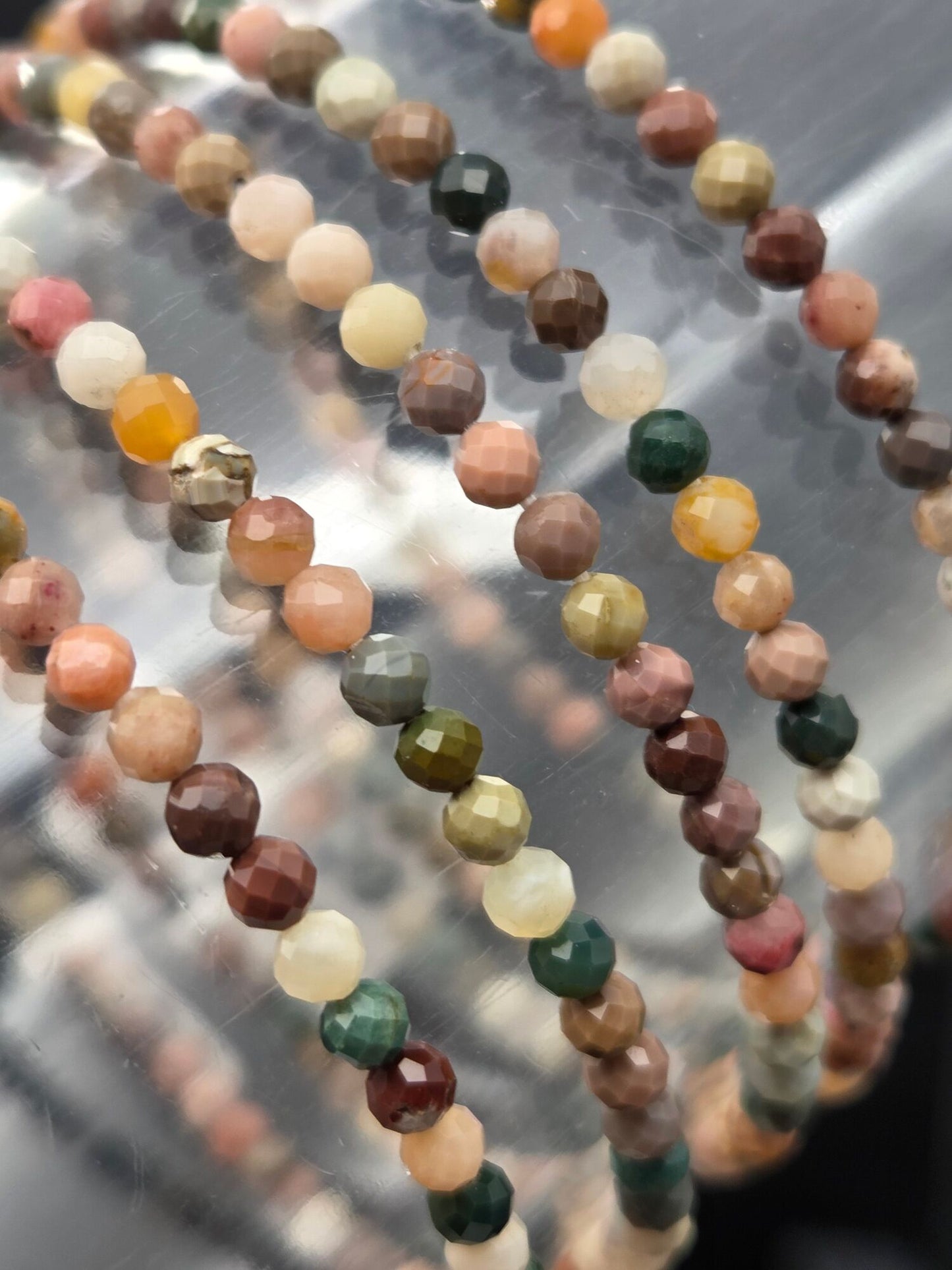 Alxa Agate Stretchy Bracelet - alternate view