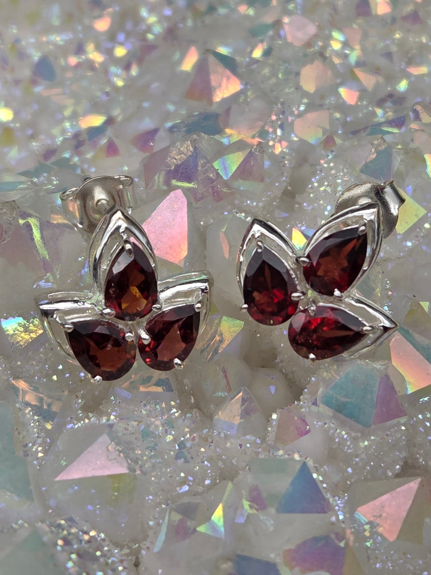 Elegant three stone stirling studs  - Image 2