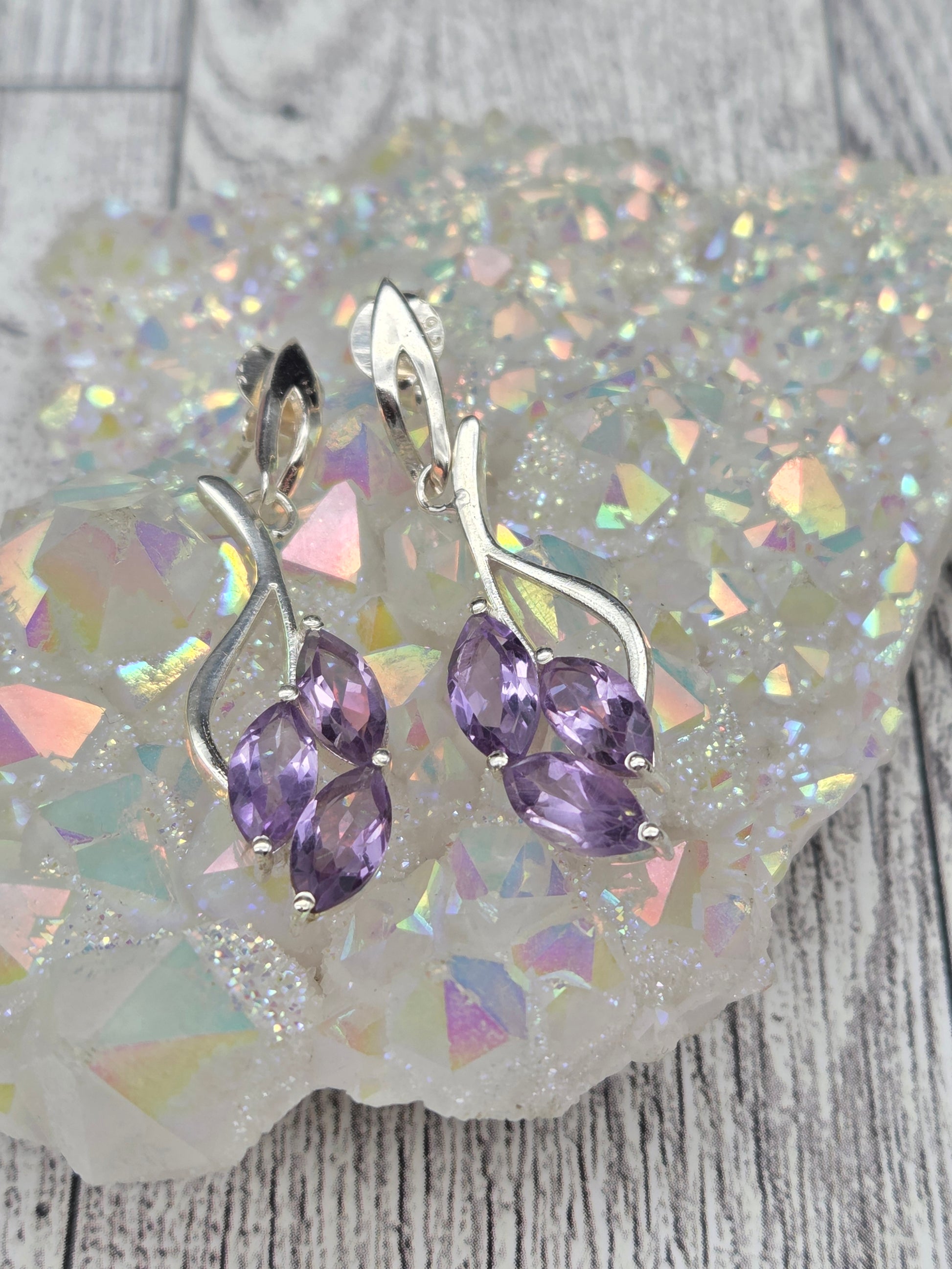 Three stone Stirling silver stud earrings - Image 4