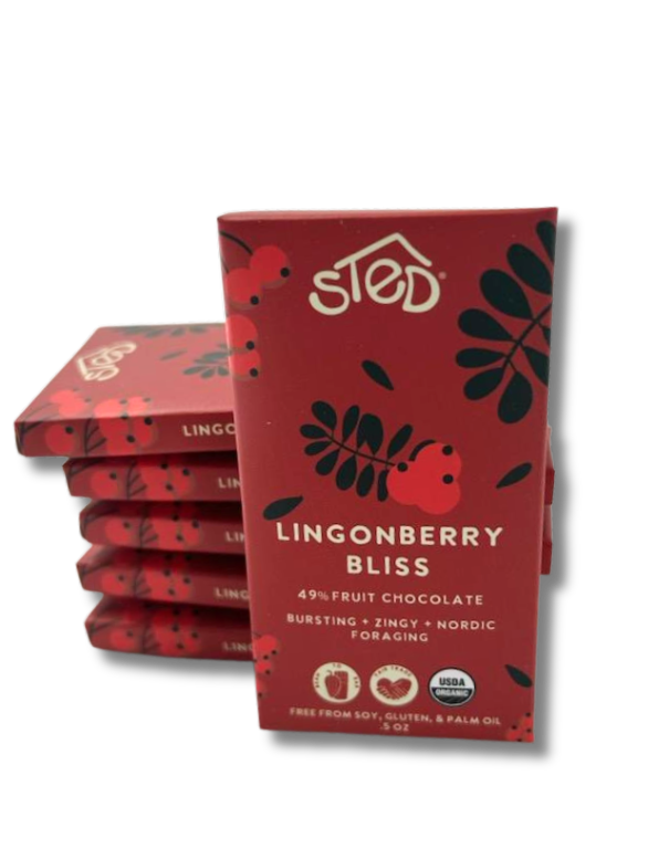 Lingonberry Bliss Chocolate Bar