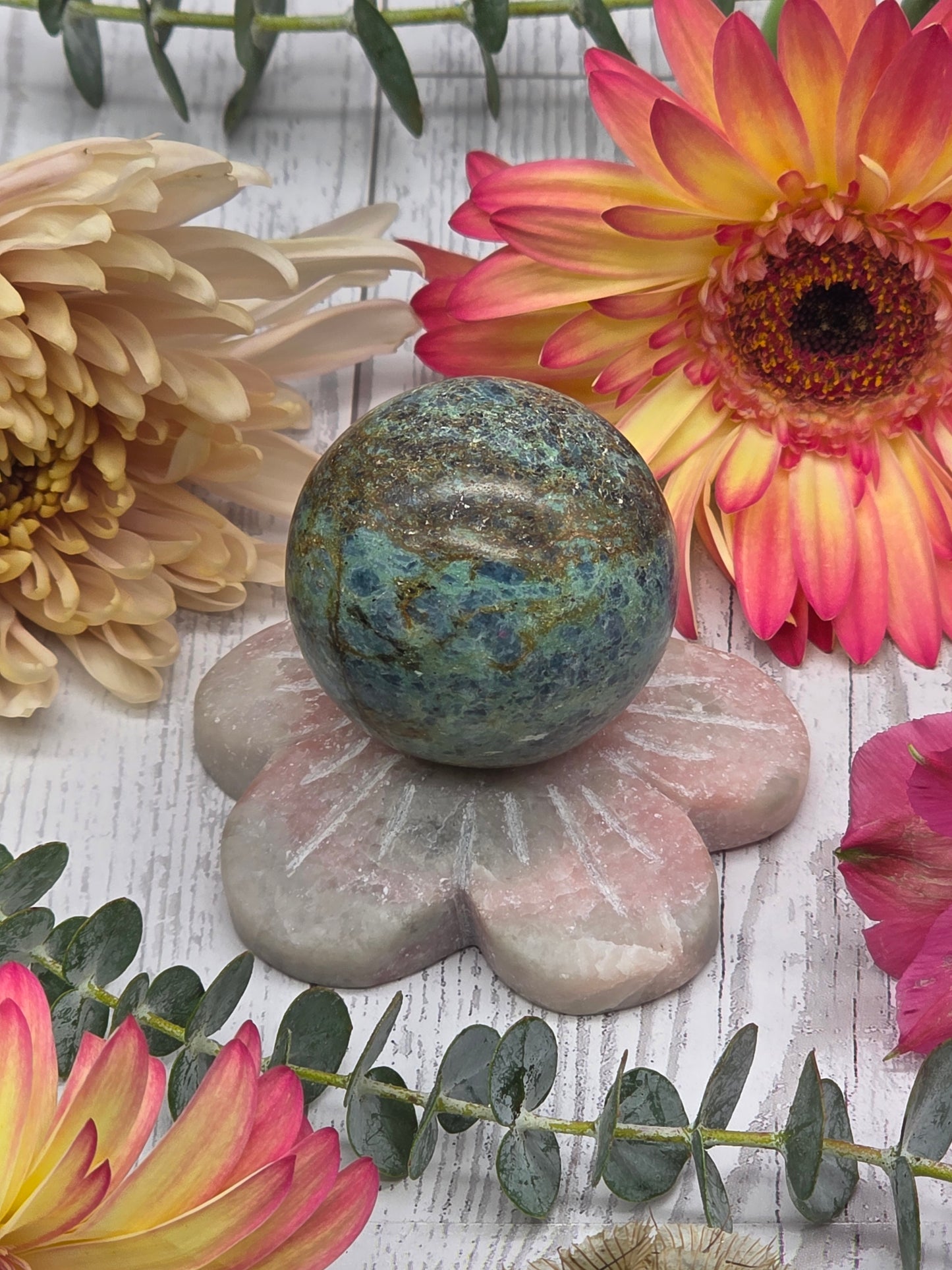 Crystal Flower Sphere Stand