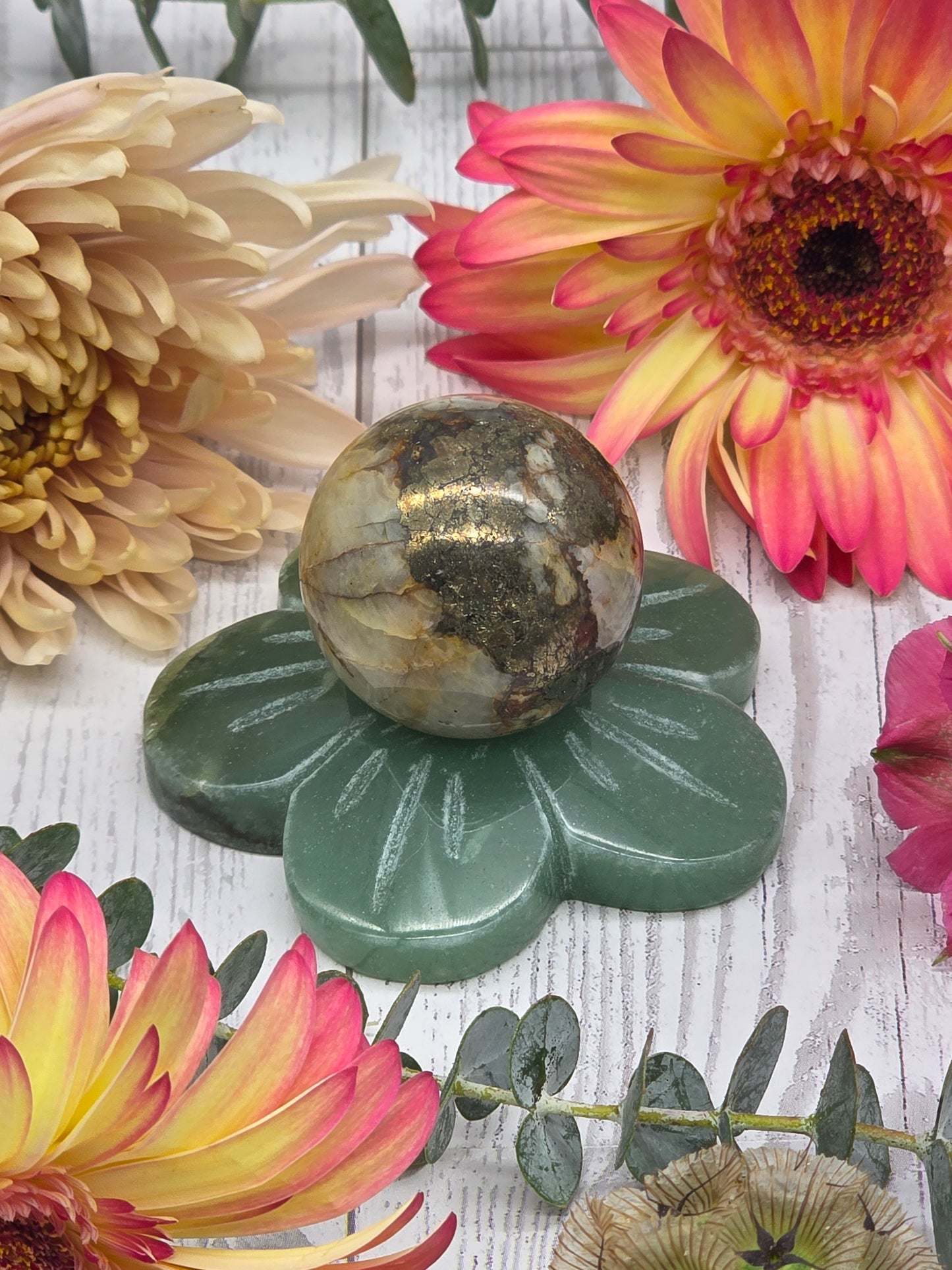 Crystal Flower Sphere Stand