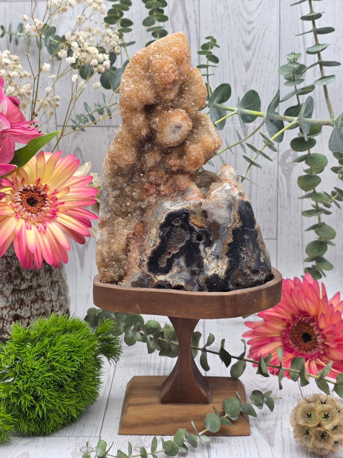 Agate Freeform on Handmade Stand
