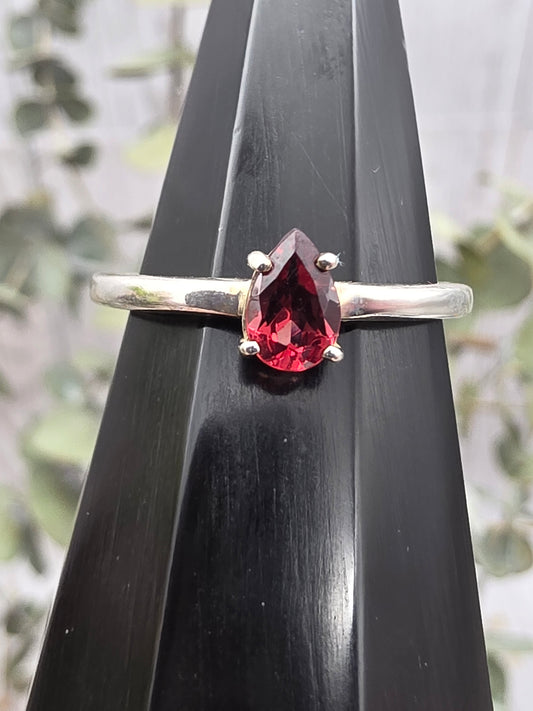 Teardrop Garnet Ring