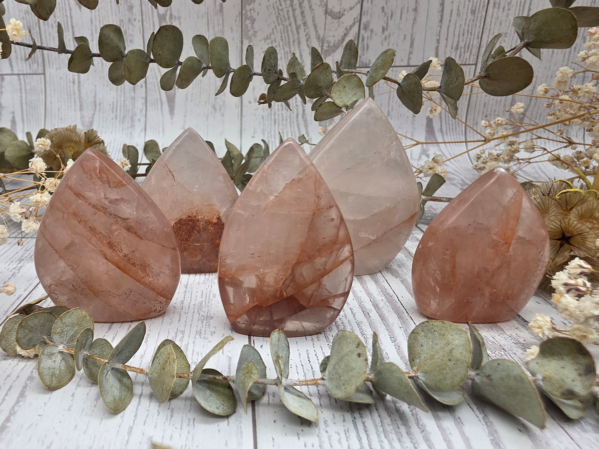 Polished fire quartz flames with red and white hues