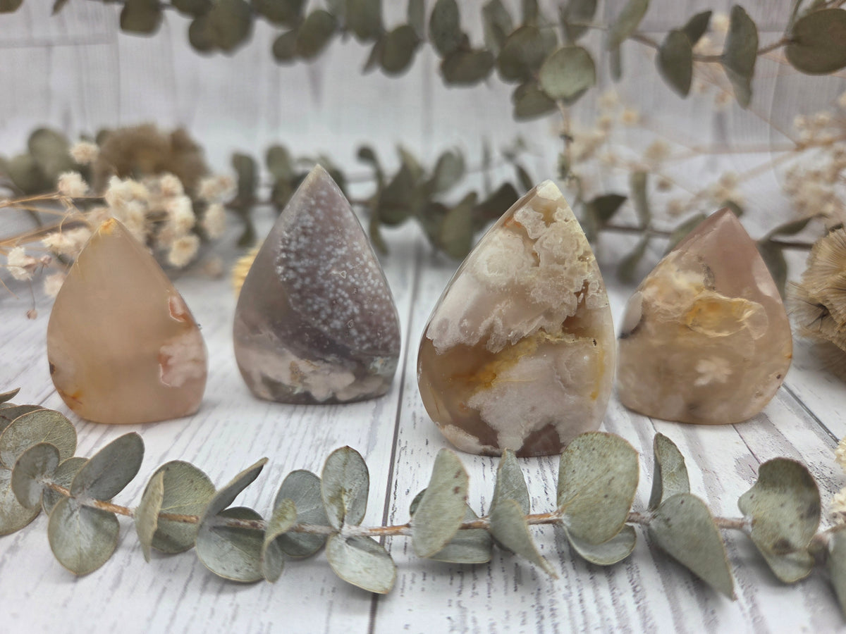 Flower agate flames with pink and white hues