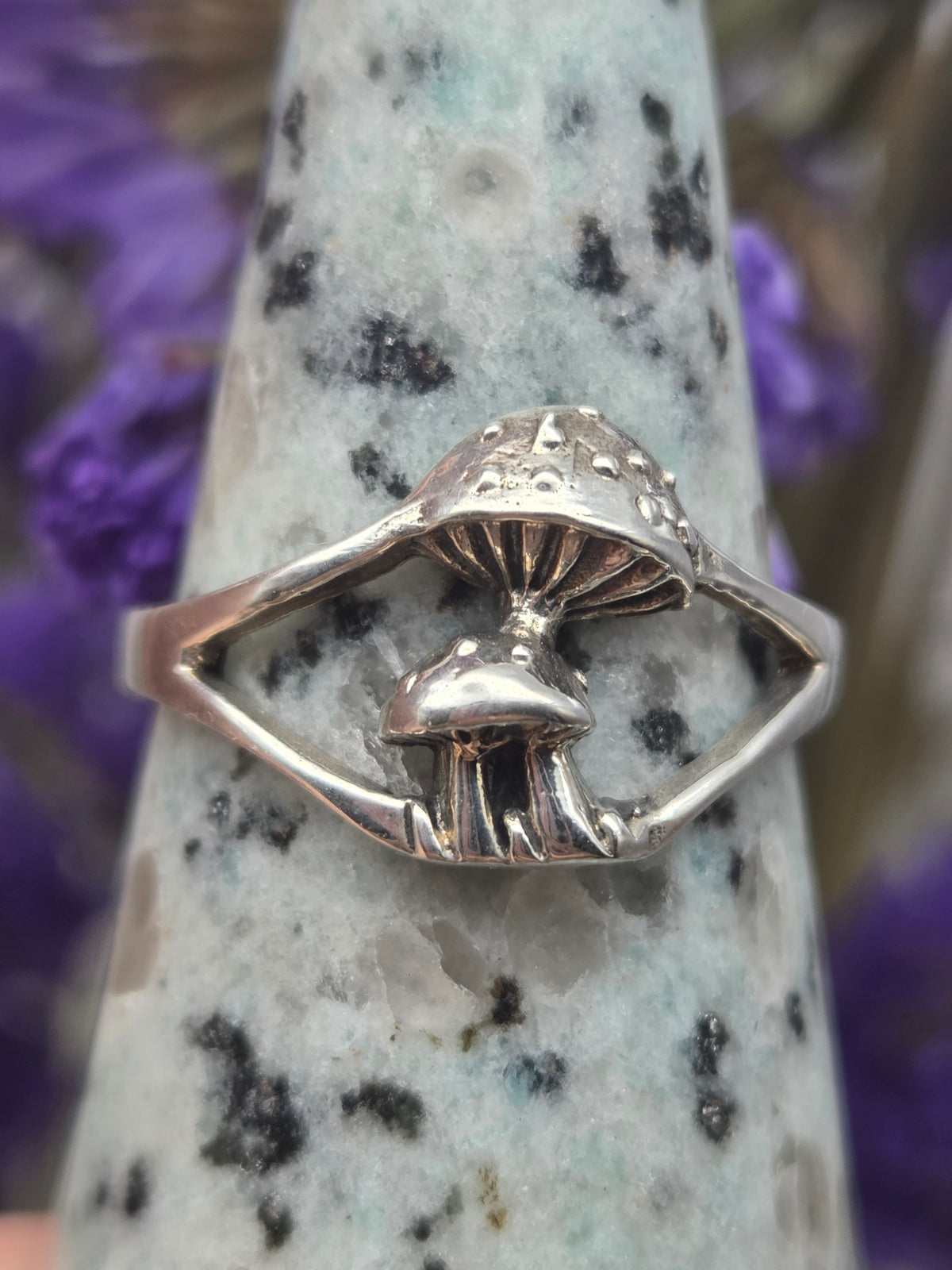 Sterling silver mushroom ring with polished finish