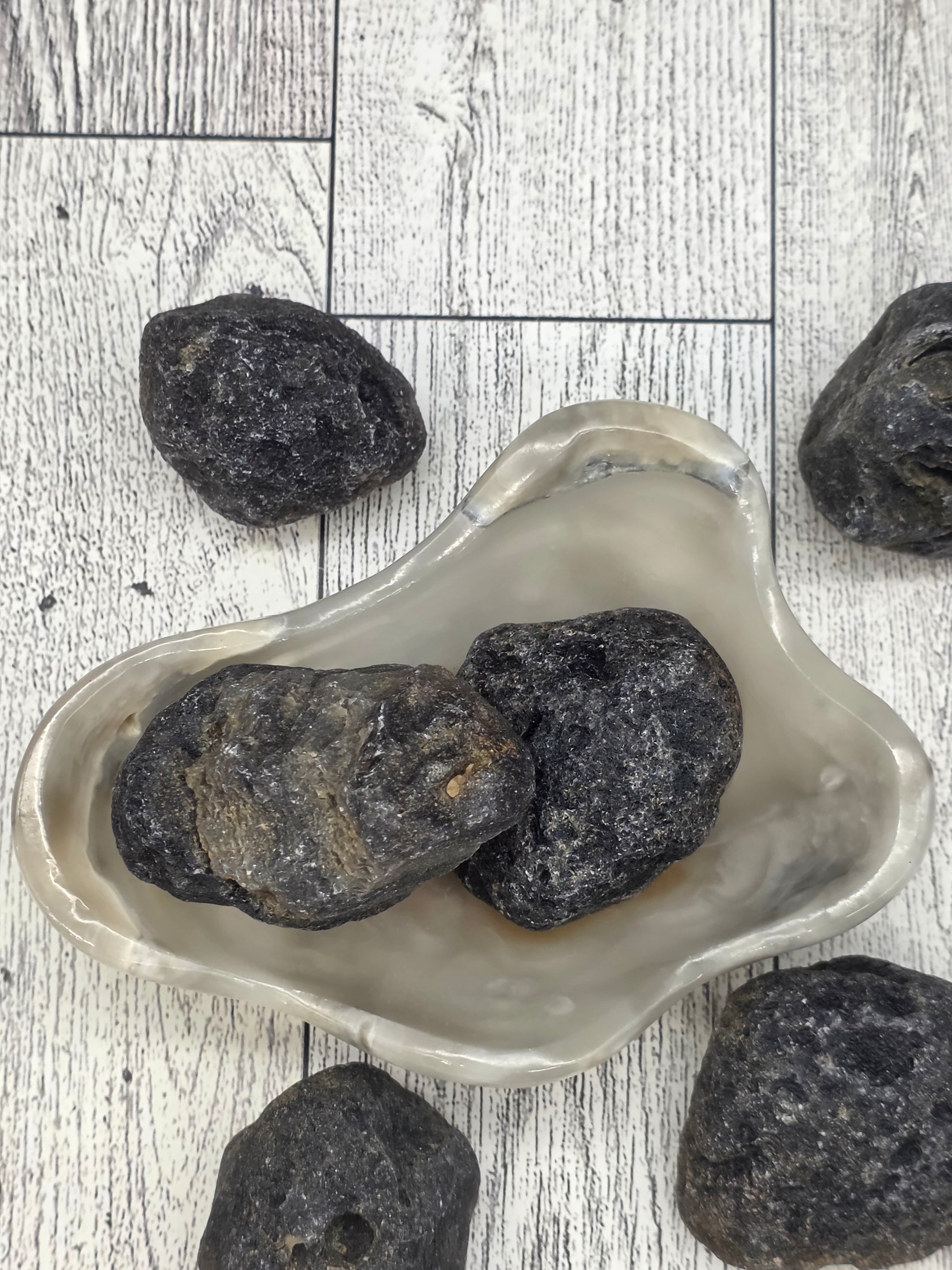 Tektite Tumble - detail shot