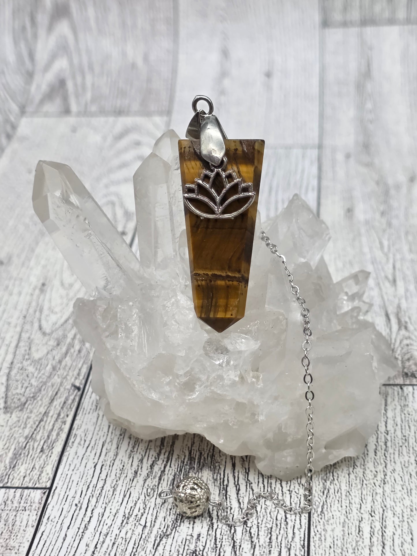 Crystal Lotus Pendulum
