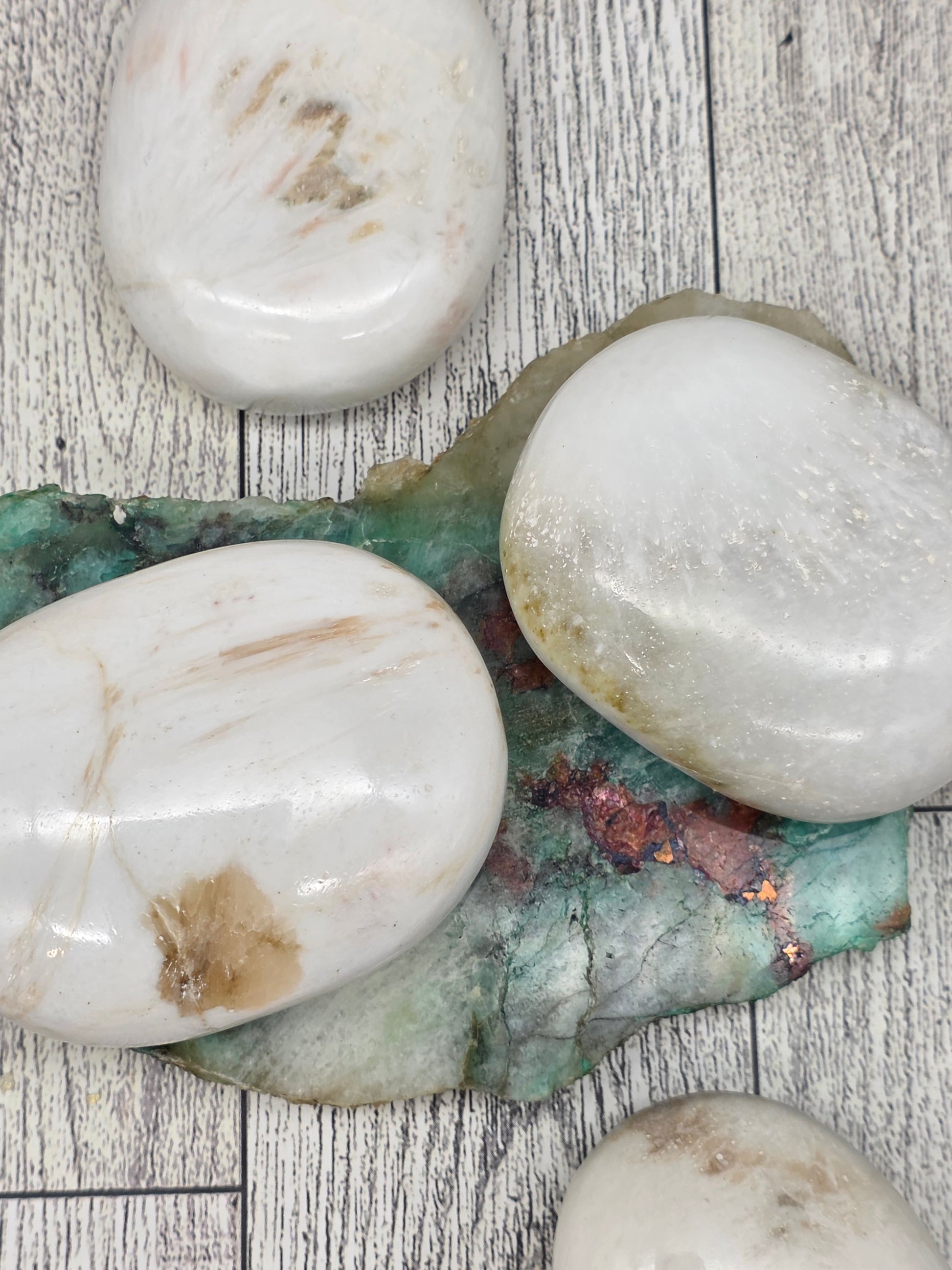Scolecite Palmstone