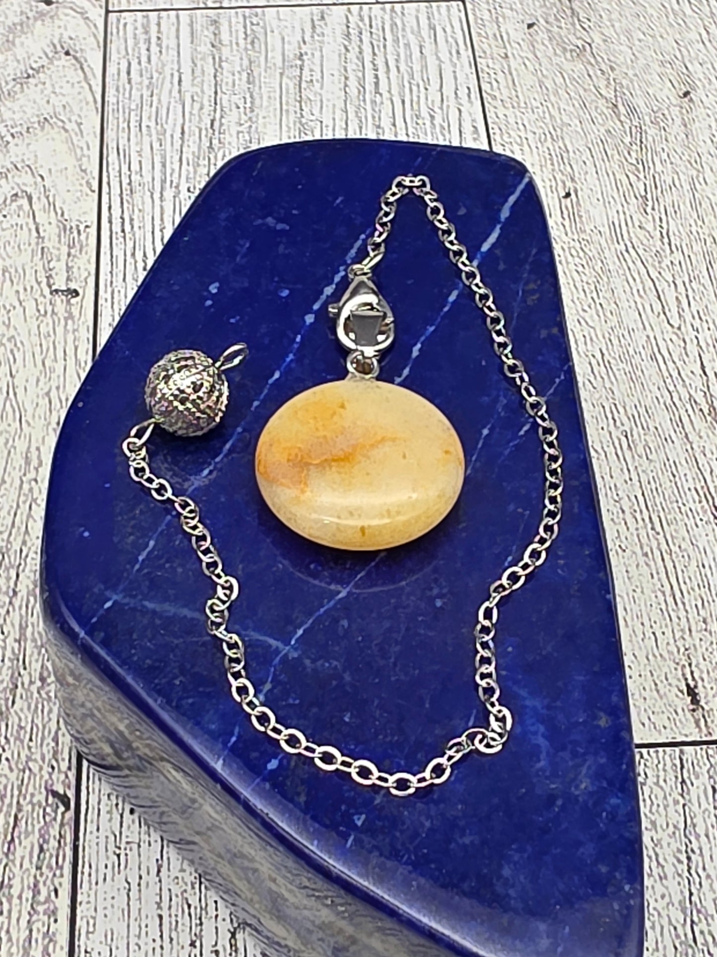 Round Crystal Pendulum