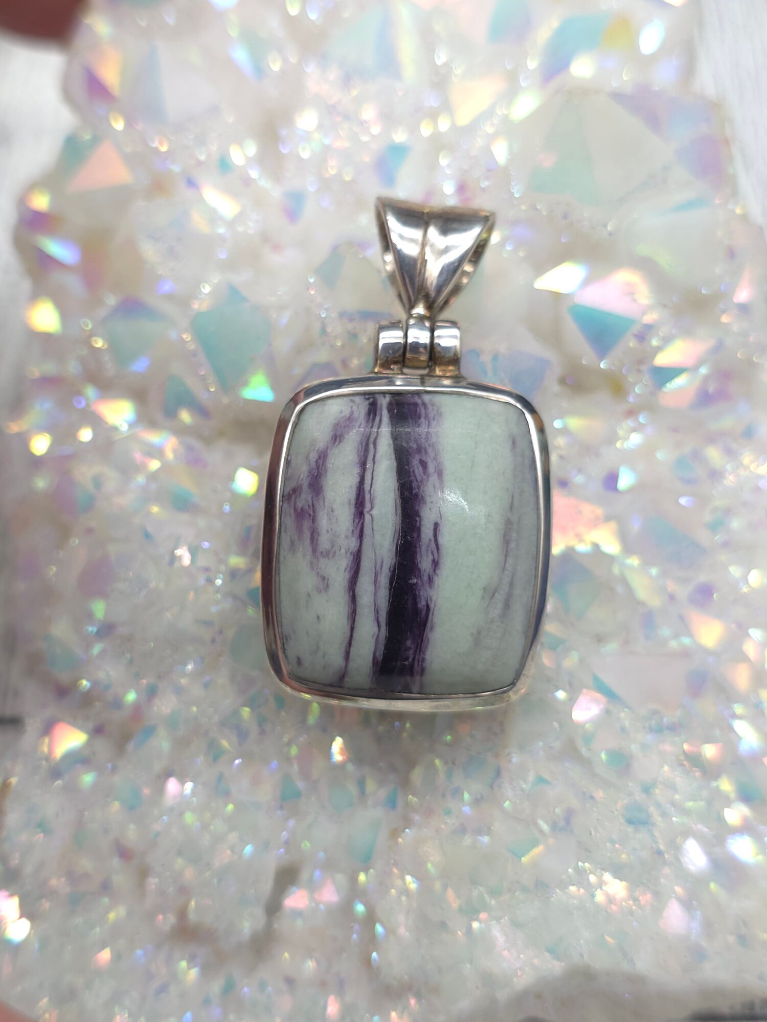 Kammererite Pendant - detail shot