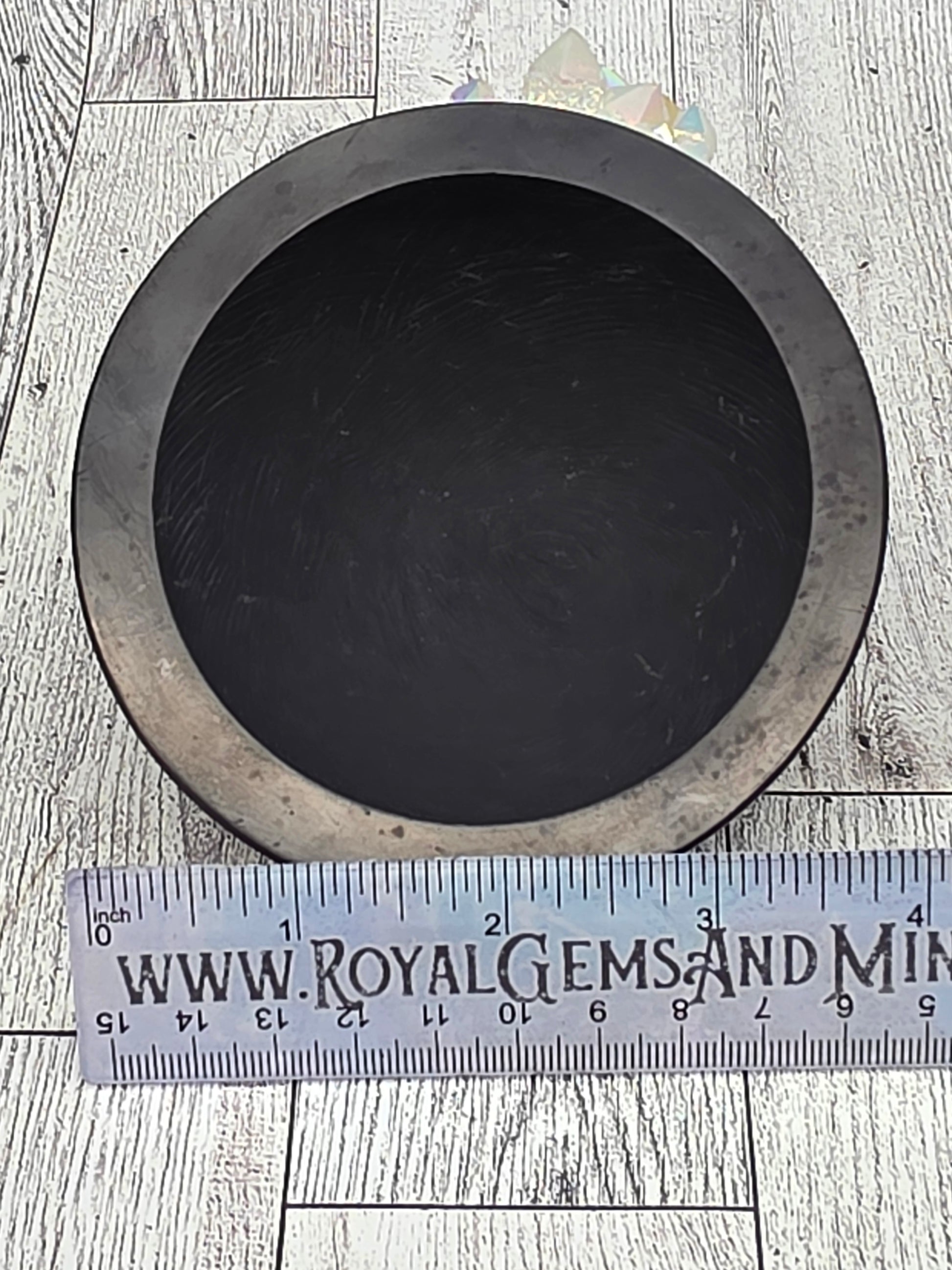 Shungite Bowl - detail shot