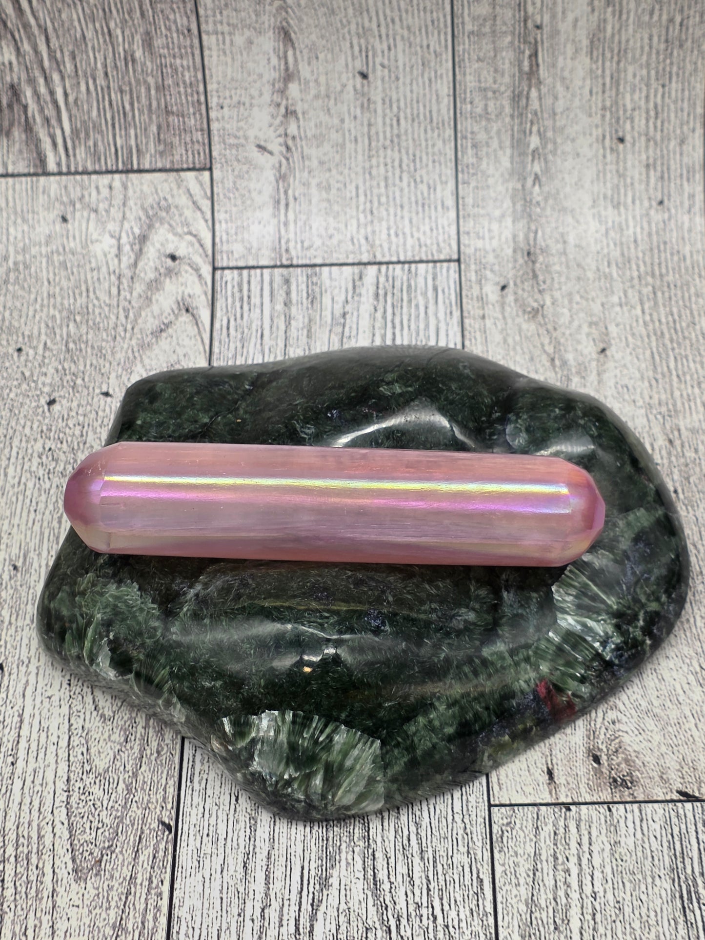 Aura Selenite Massage Wand - size reference