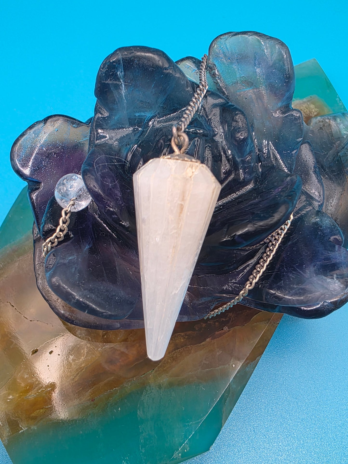 Scolecite Pendulum
