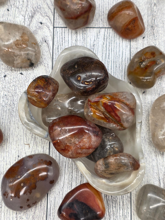 Amphibole Quartz Tumble