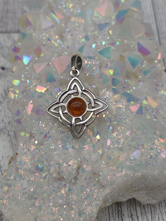 Celtic Knot Amber Pendant